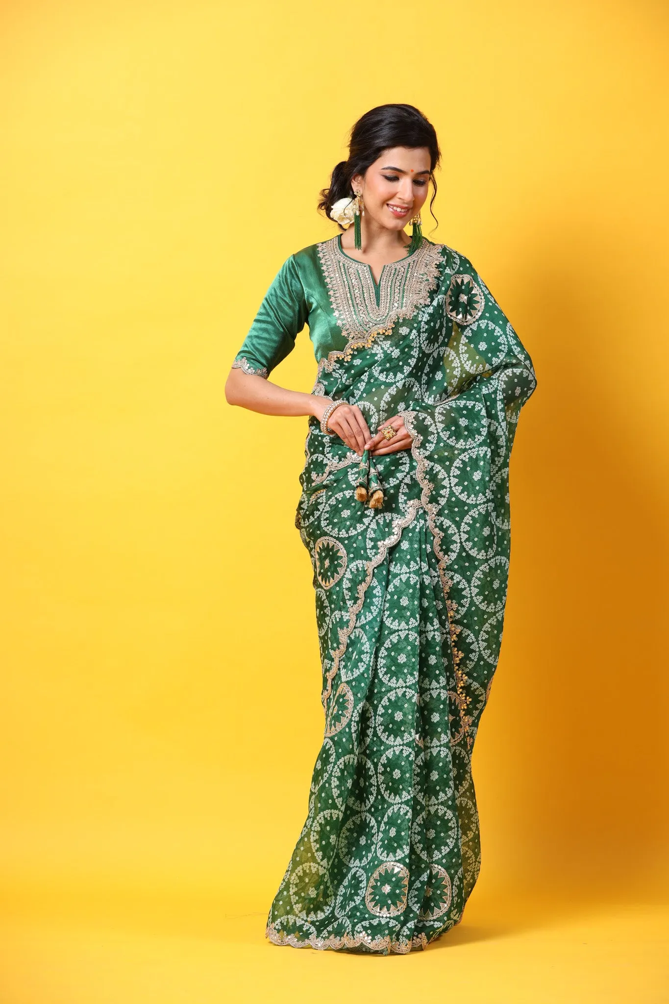 90Z650A-RO Green Printed Organza Saree with Scalloped Border