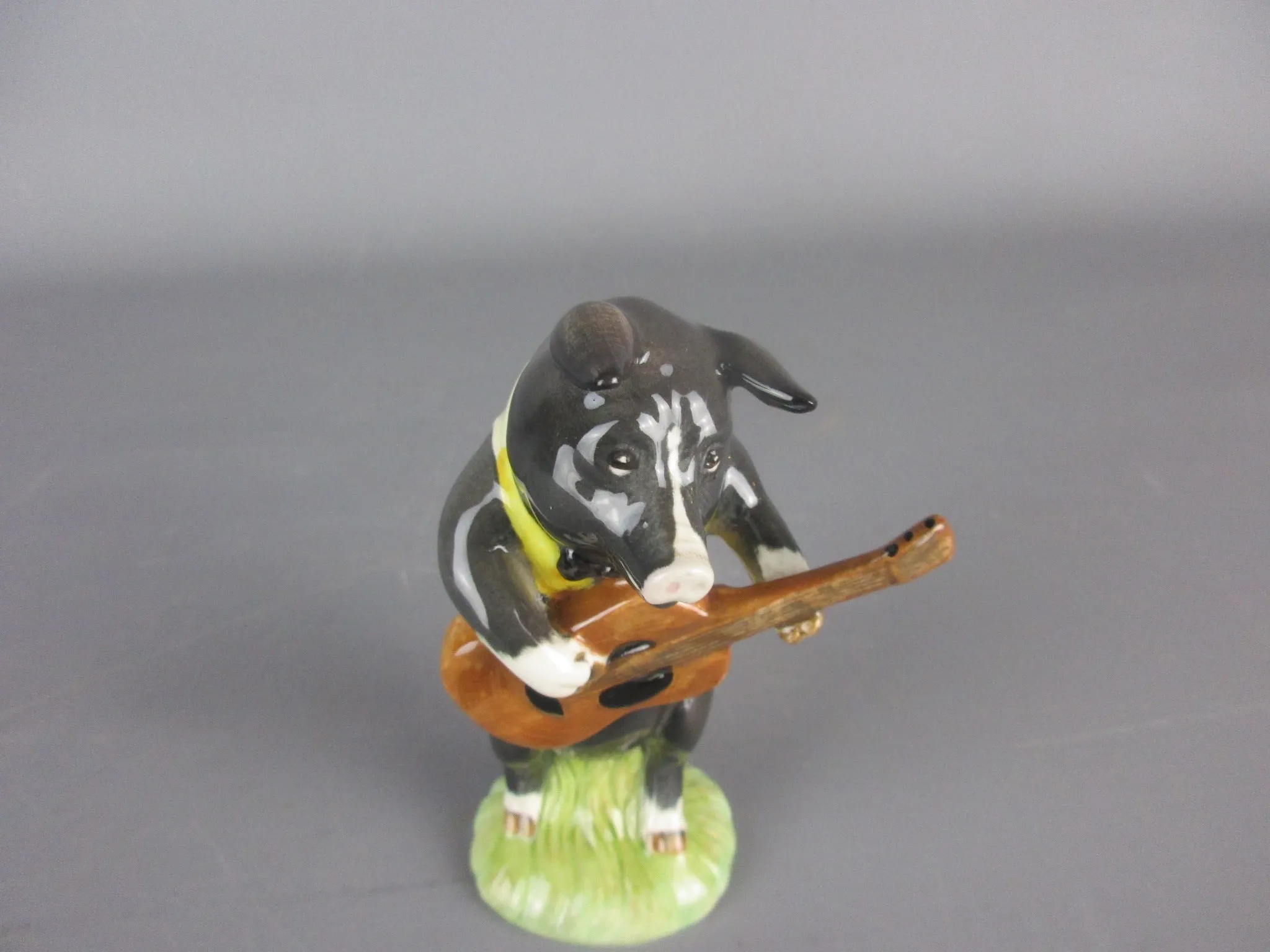 Beswick Pig Guitarist Figurine Vintage c1970