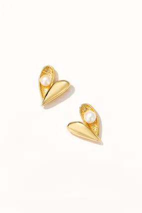 Cupid's Kiss Stud Earrings