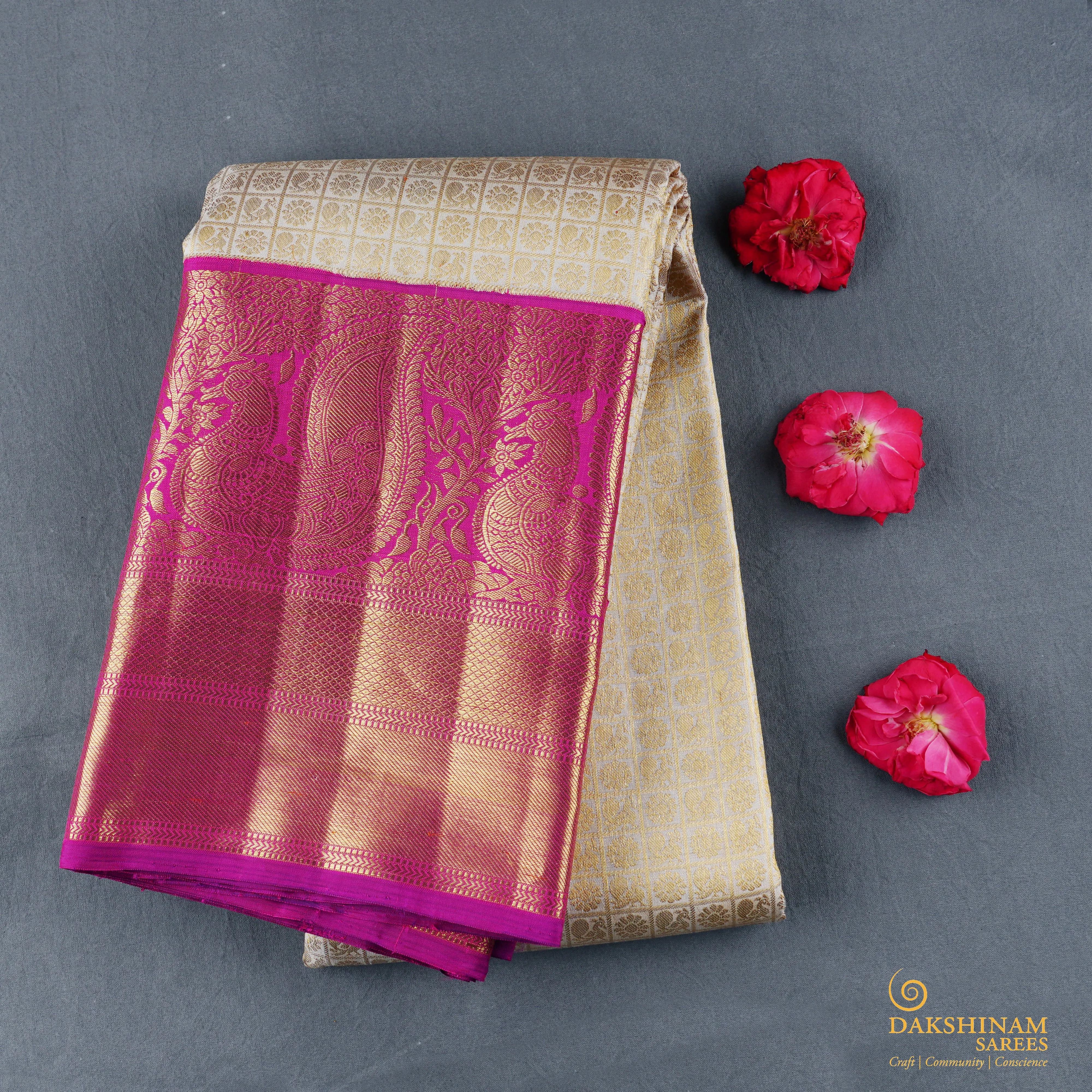 Handwoven Off-white with Pink Kanjivaram Silk Saree - 1860T007504DSC