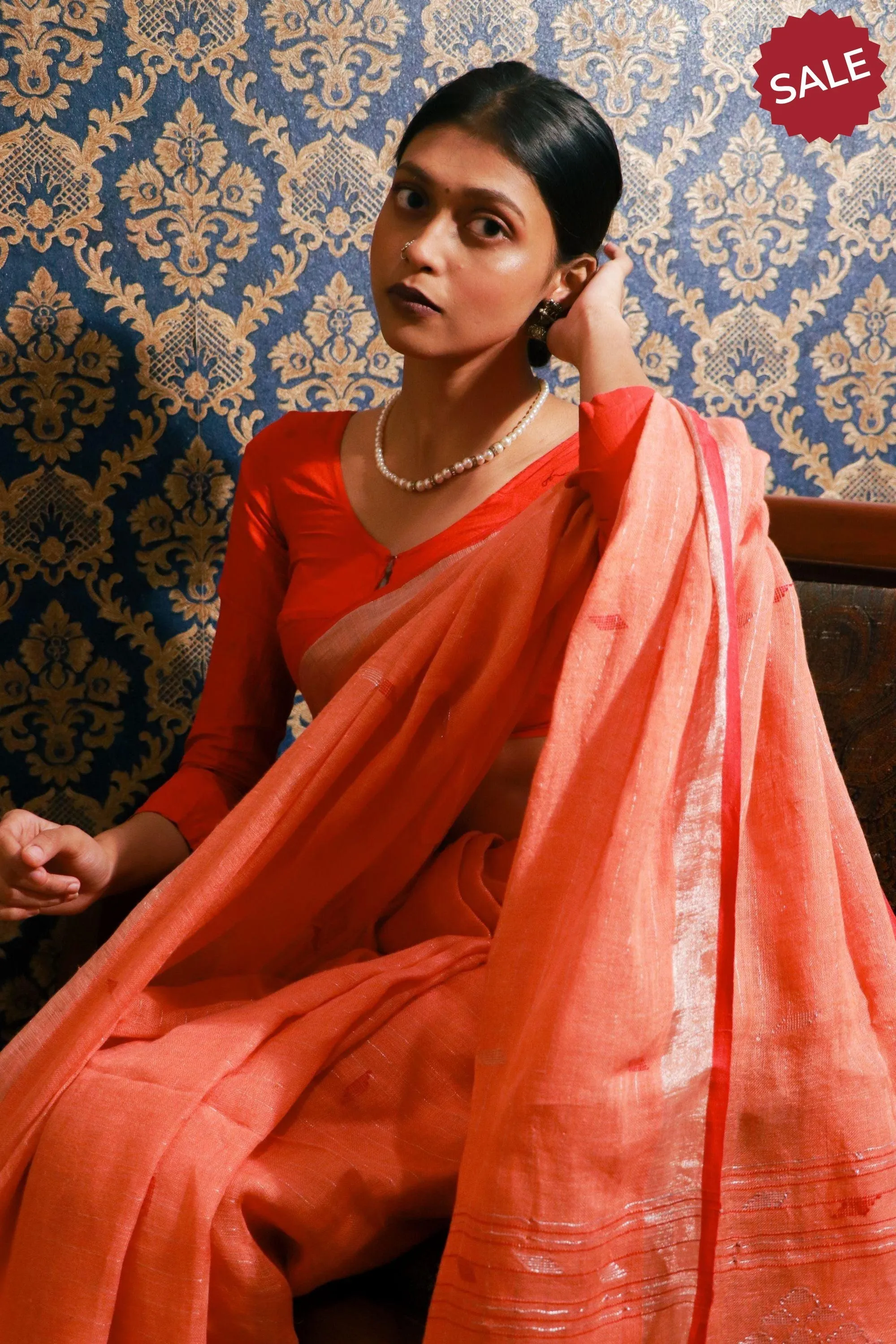 Kaisori Ekaya Narangi Jamdani Linen  saree