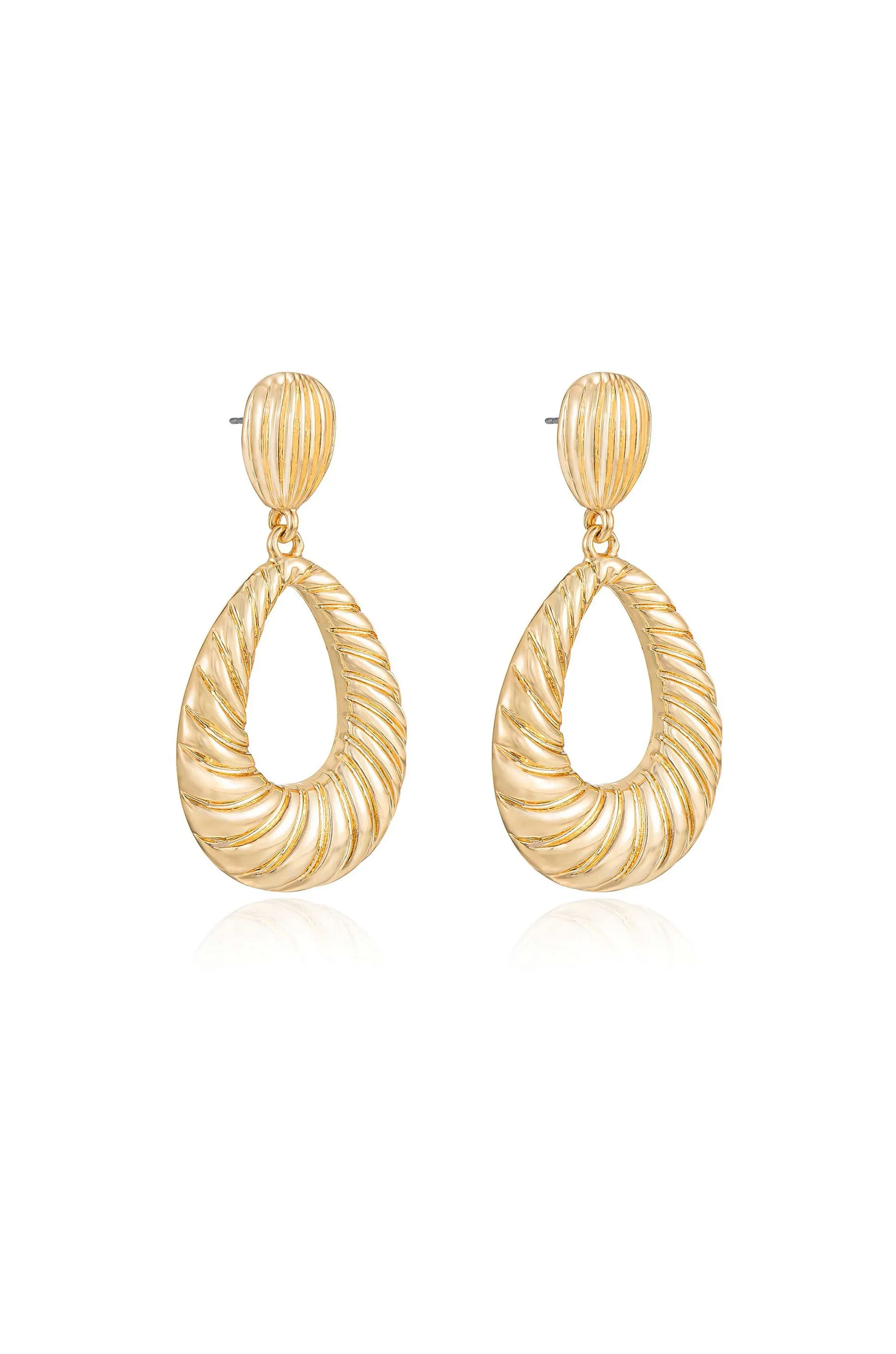 Teardrop Wave Detailed Earrings