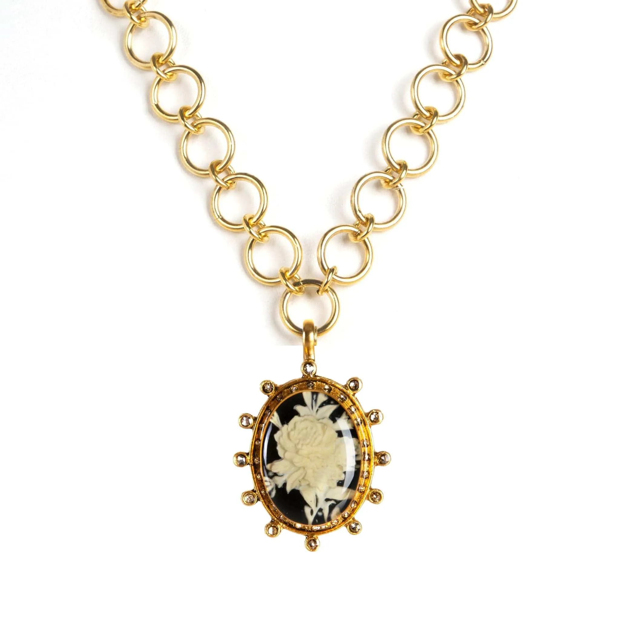 The Betty Necklace with Luxury Medallions