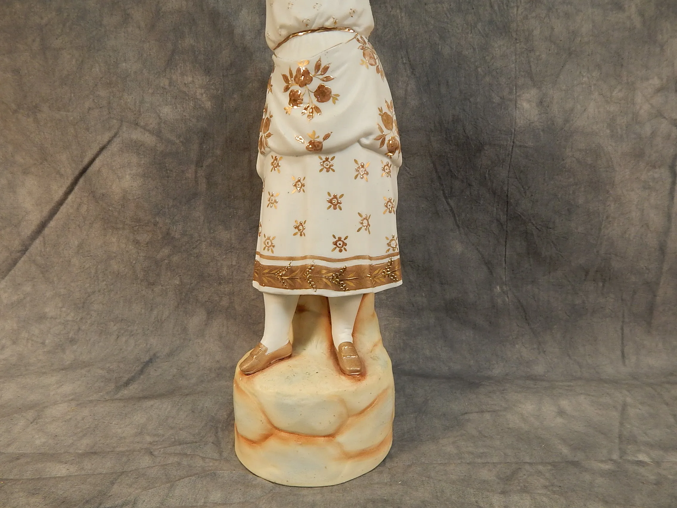 Vintage German Bisque Figurine of a Young Girl - Very Good Condition