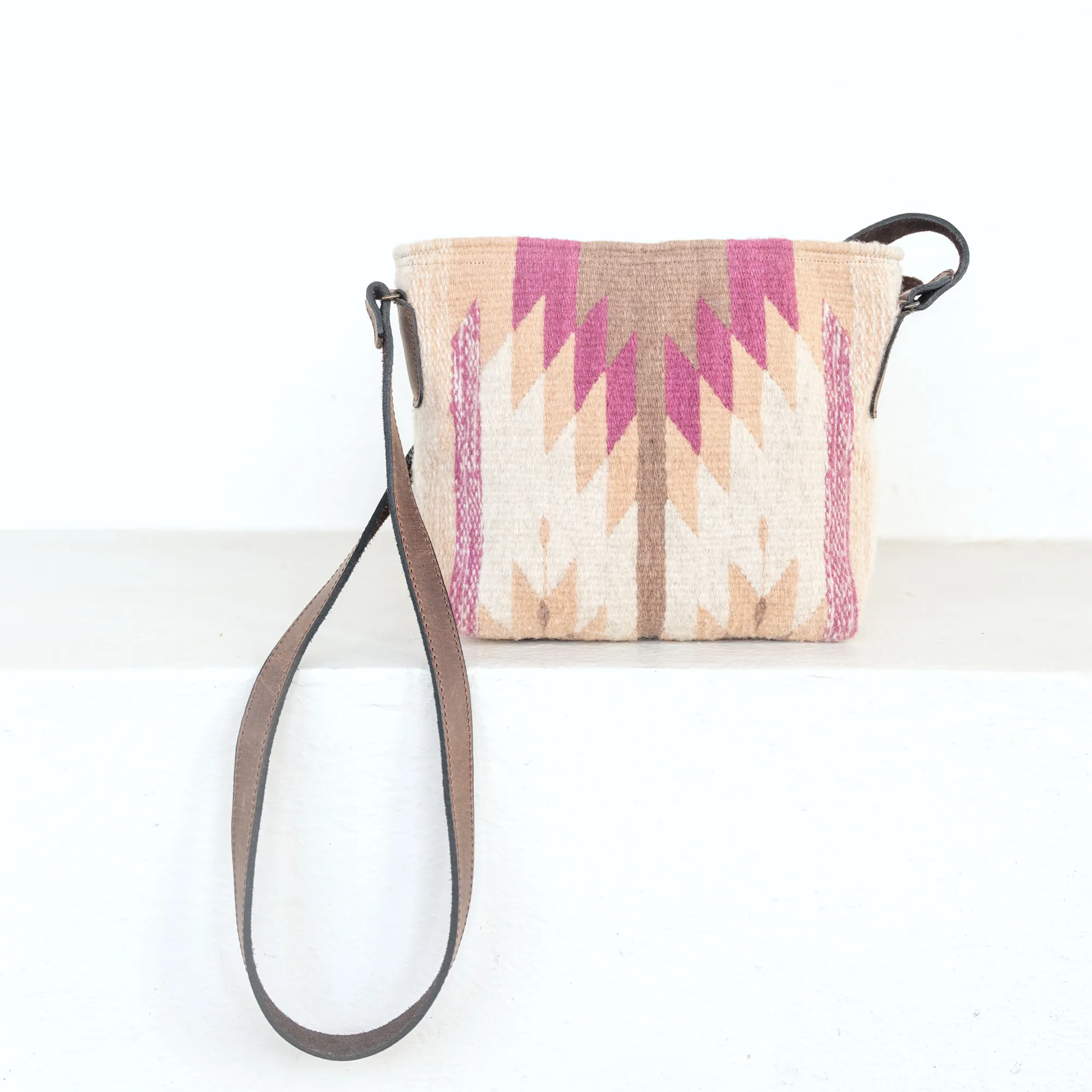 Zinnia Crossbody